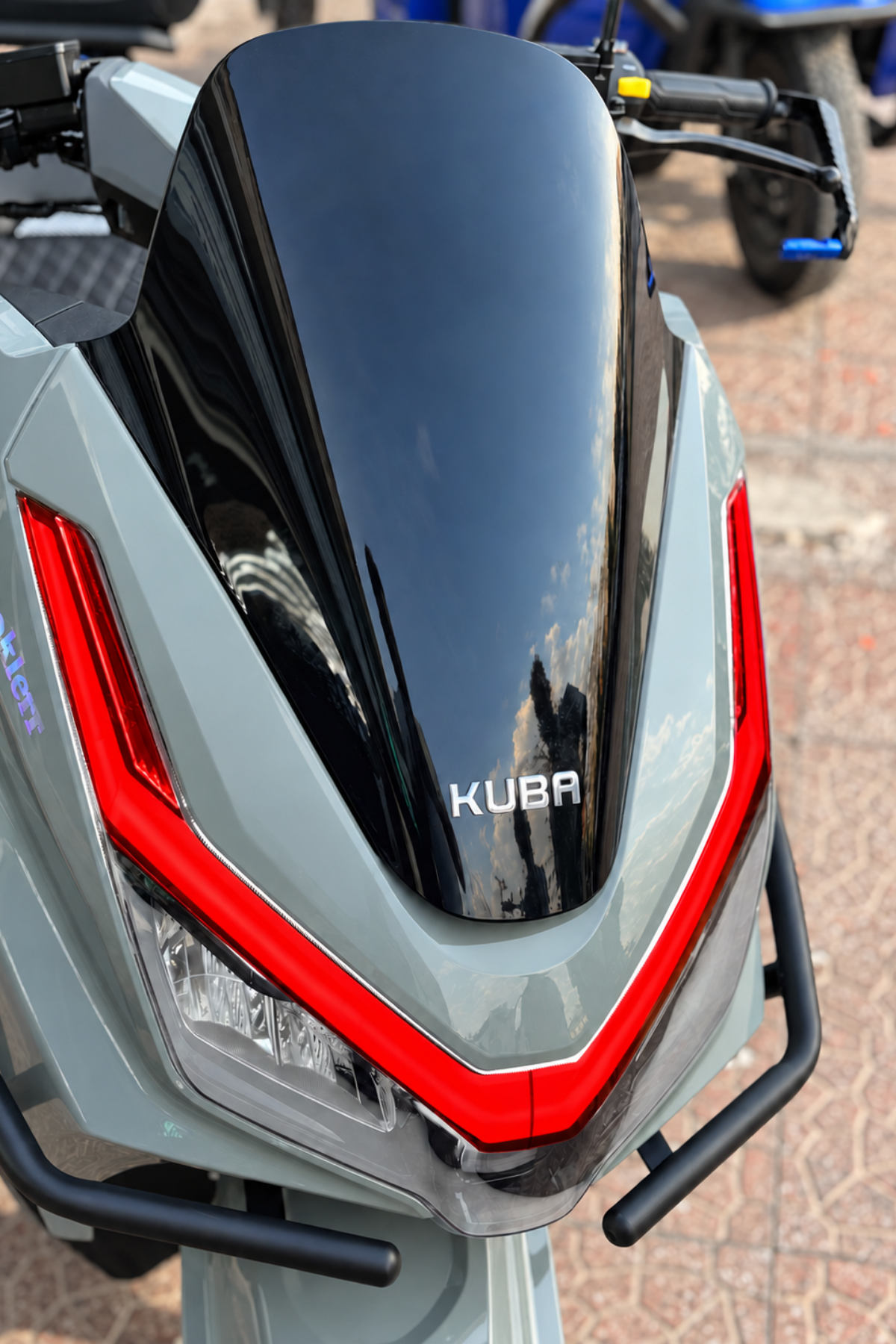 Kuba XRS Scooter için Far Filmi Far Tasarım Sticker (Sağ ve Sol)
