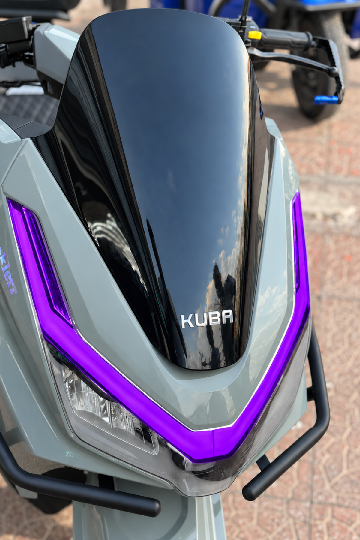 Kuba XRS Scooter için Far Filmi Far Tasarım Sticker (Sağ ve Sol)