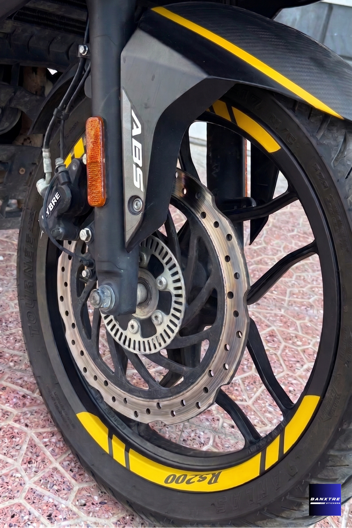 Bajaj Pulsar RS200 için 8 Parça Jant Şeridi Sticker Seti (Tüm Jantlara Yeterlidir)