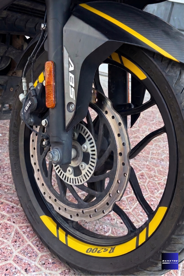 Bajaj Pulsar RS200 için 8 Parça Jant Şeridi Sticker Seti (Tüm Jantlara Yeterlidir)