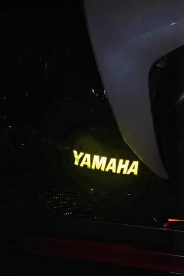 Yamaha Motor Grubu için Reflektörlü Alt Sakal için Yamaha Yazı Sticker (1 Adet)