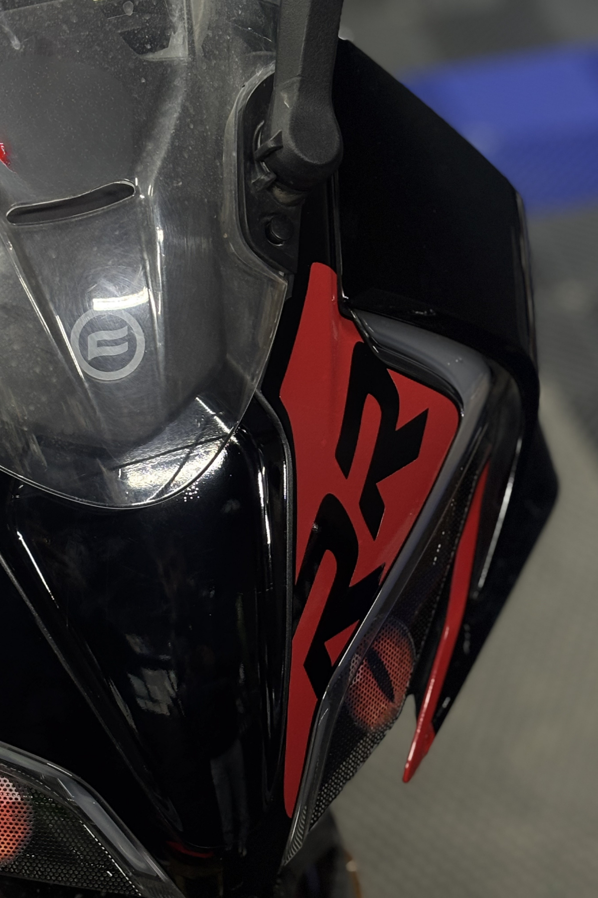 CFMOTO 450SR için Kırmızı Renk RR Kafa Detay Sticker