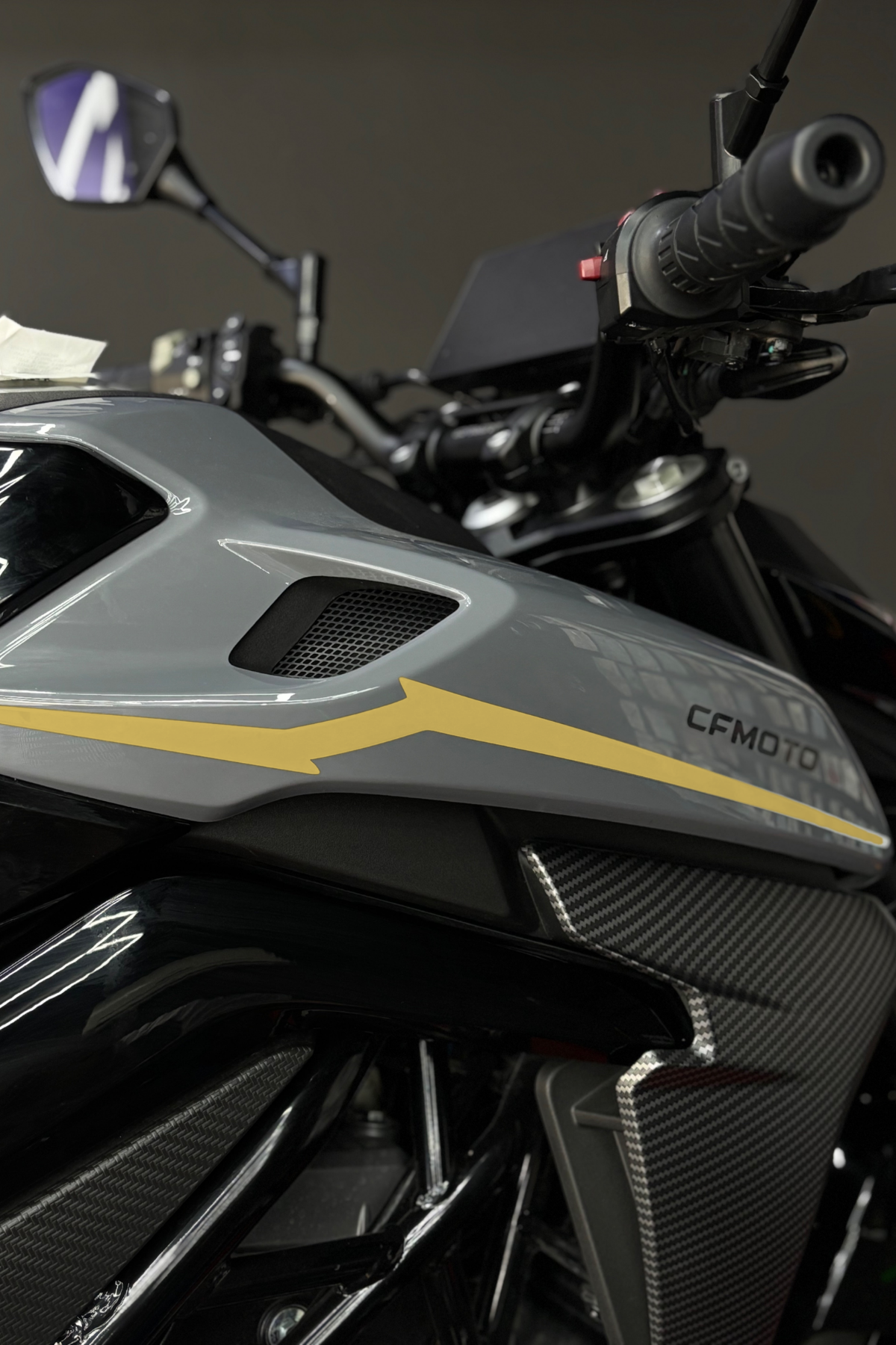CFMOTO NK250 için Yan Orijinal Çizgi Sticker Etiketler (Orijinal Sökülmeden Kapatır)