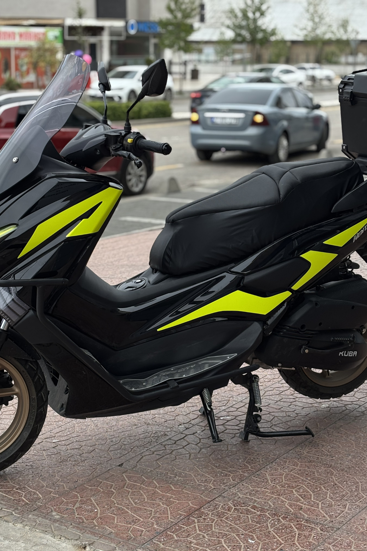 Kuba Newcity Scooter için Renkli Orijinal Sticker Seti (Sağ ve Sol)