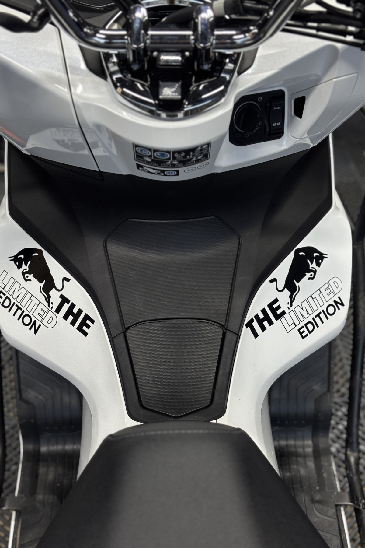 Honda PCX için Redbull Sağ-Sol Sticker | Banxtre