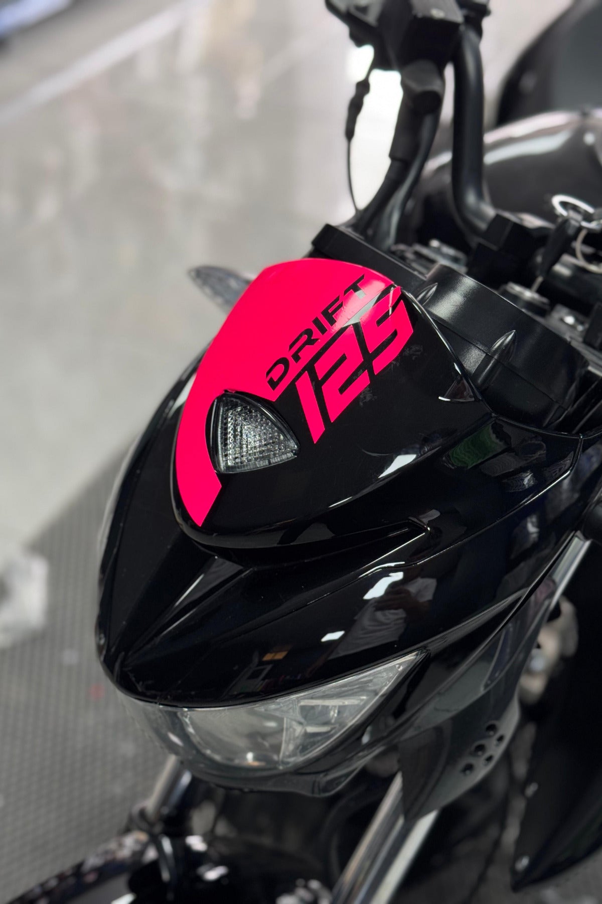 Mondial Drift-L için Drift 125 Kafa Sticker Etiket