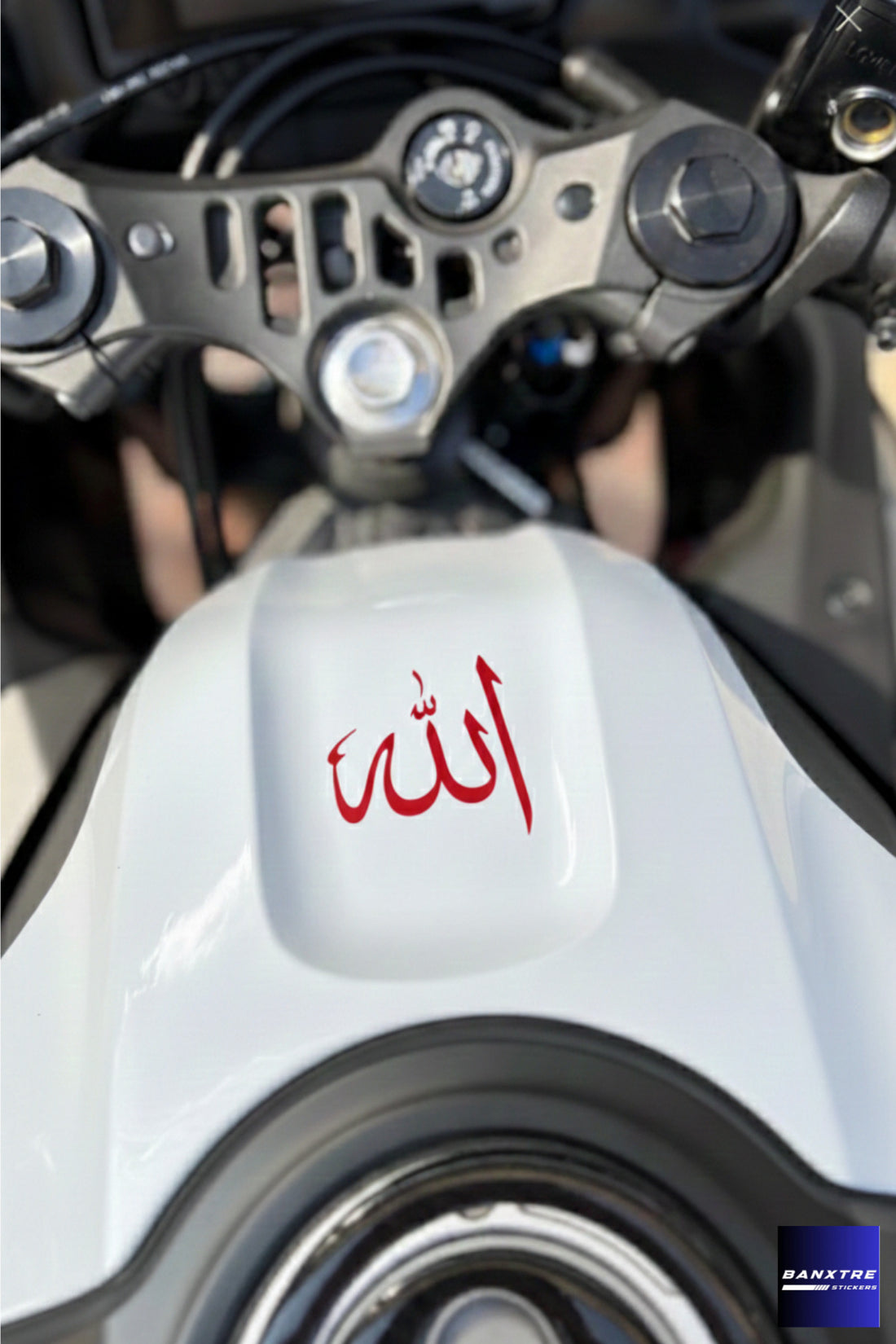 Motor Deposu ve Grenaj için Arapça Yazılı Sticker