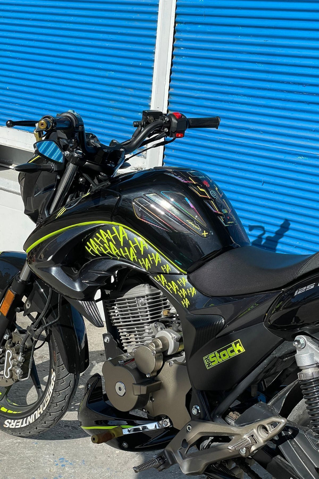Dekoratif Neon Sarı Hahaha Sticker Araba-Motor için Etiket 30CMx15CM (1 Adet)