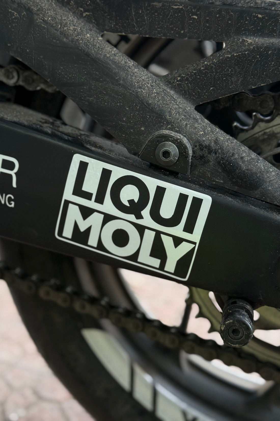 Motor-Araba-Laptop için Beyaz LIQUI MOLY Sticker (10CMX6,5CM)