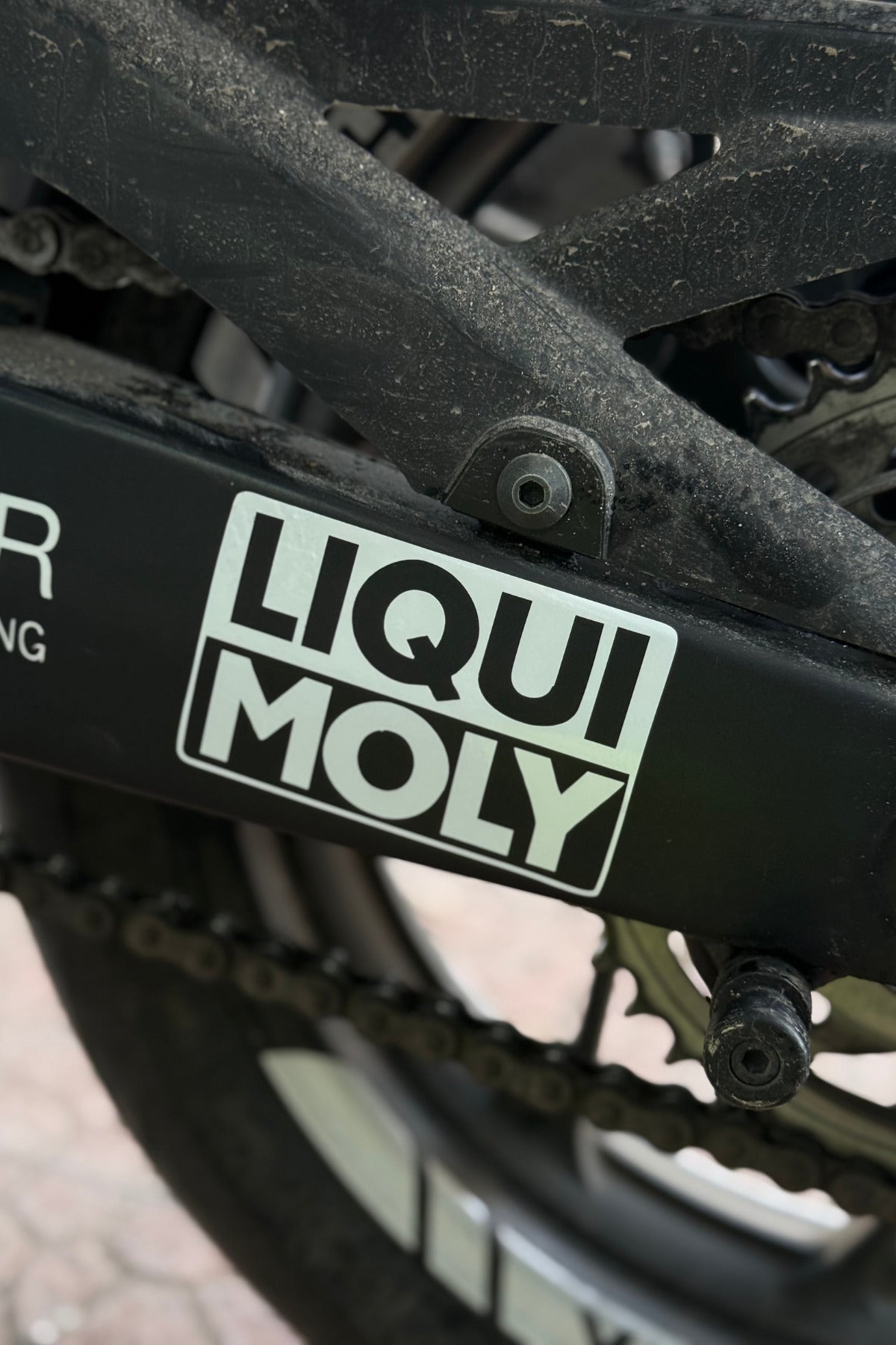 Motor-Araba-Laptop için Beyaz LIQUI MOLY Sticker (10CMX6,5CM)