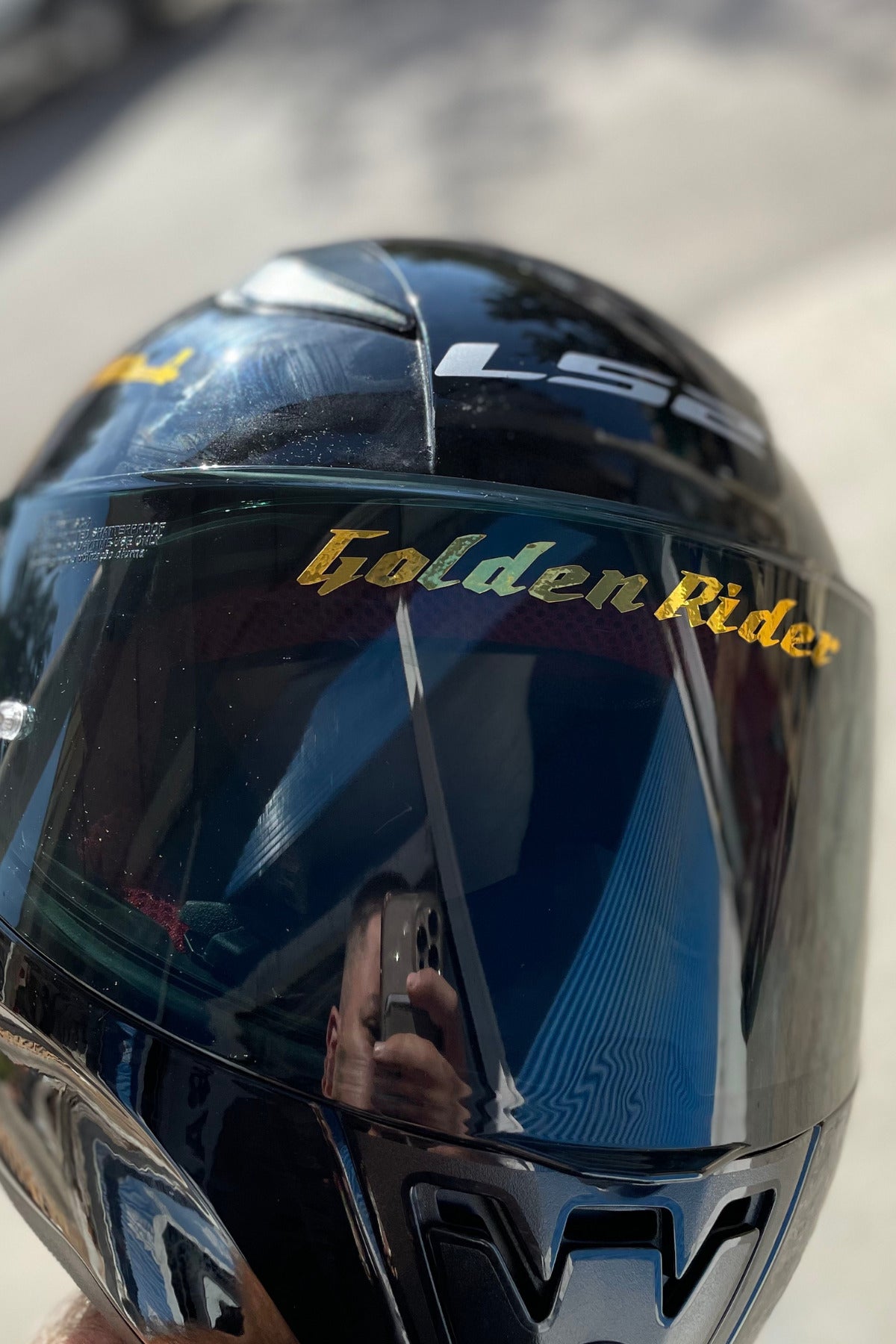 Motor-Kask Vizörü için Gold Altın Renk Golden Riders Sticker Etiket 14CMx2CM (1 Adet)