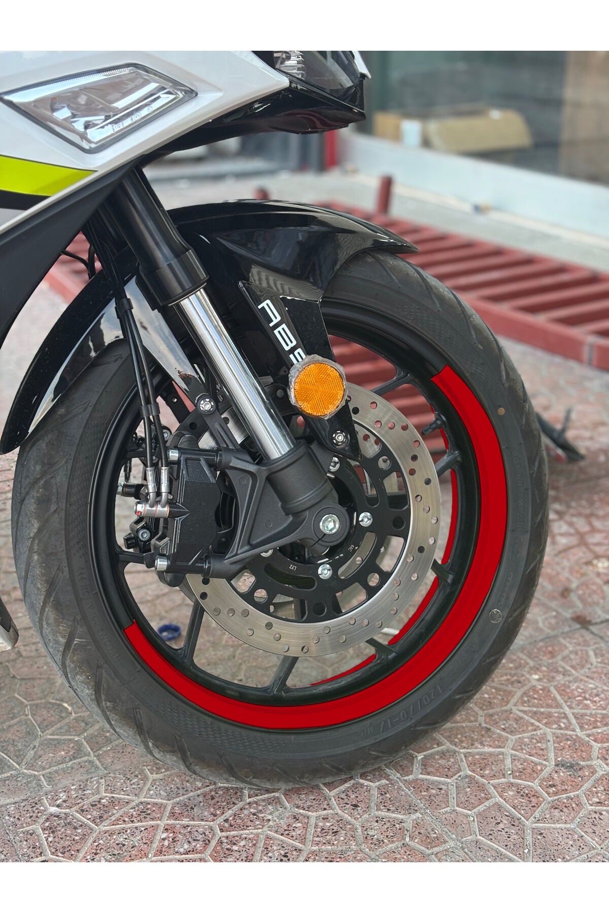 17 Inch Jantlara Uyumlu 4 Parça Yarım Jant Şeridi Sticker Seti (1 Motora Tam Yeter)