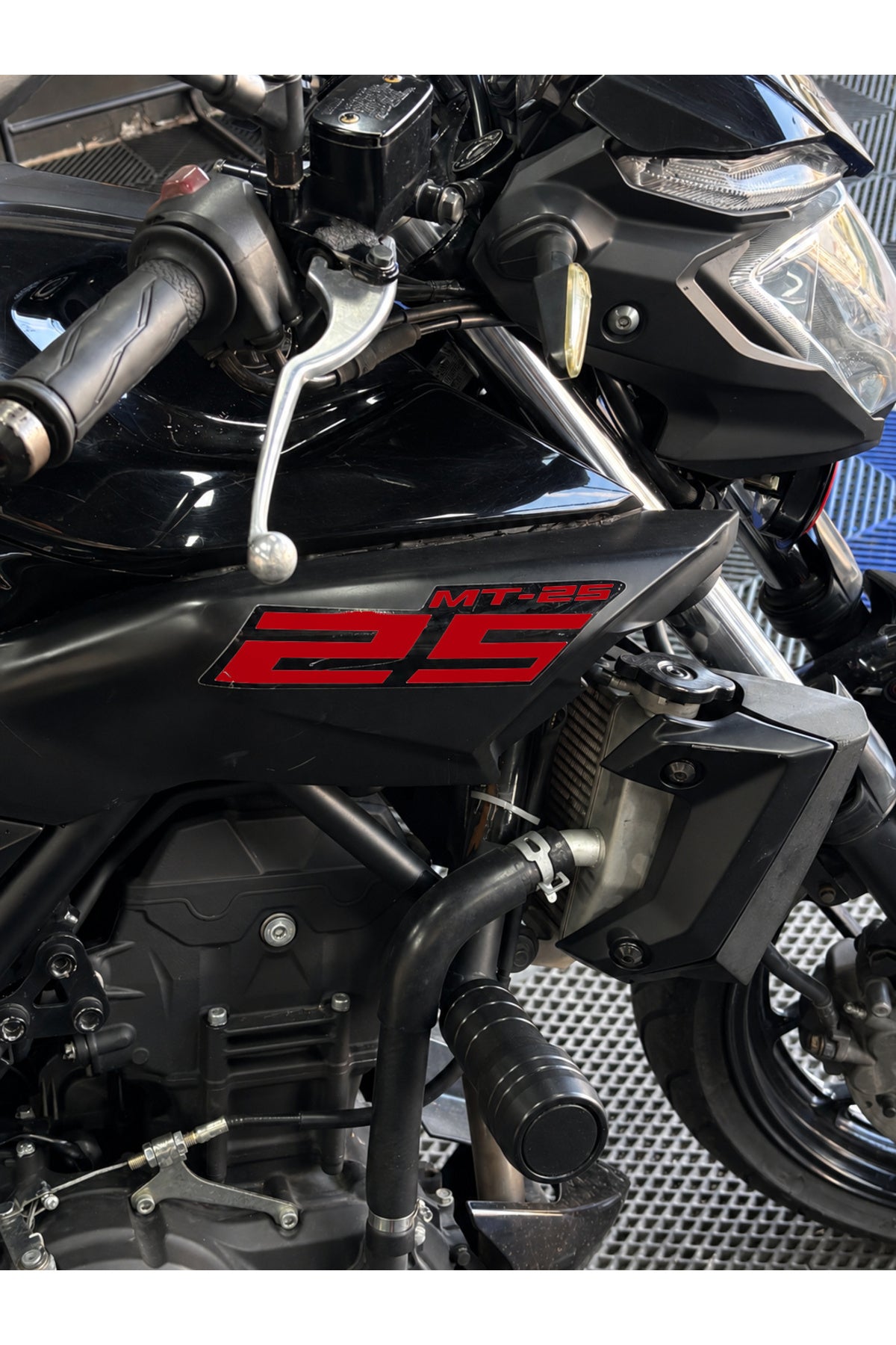 Yamaha MT-25 Eski Kasa için Orijinal Renkli Sticker Seti (Sağ ve Sol )