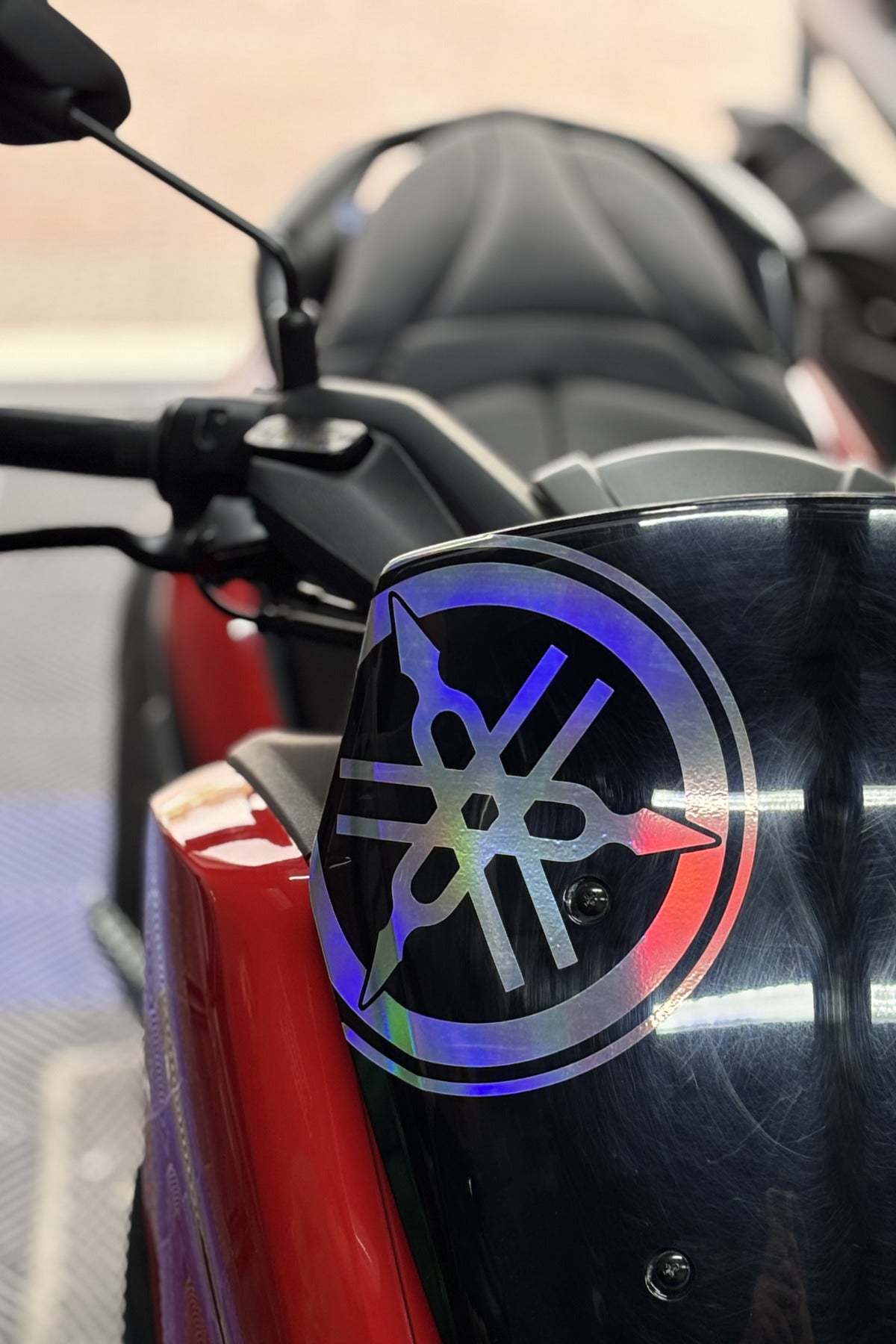 Yamaha Nmax Grubu için Cama Uyumlu 20CM Yamaha Logo Sticker (1 Adet)