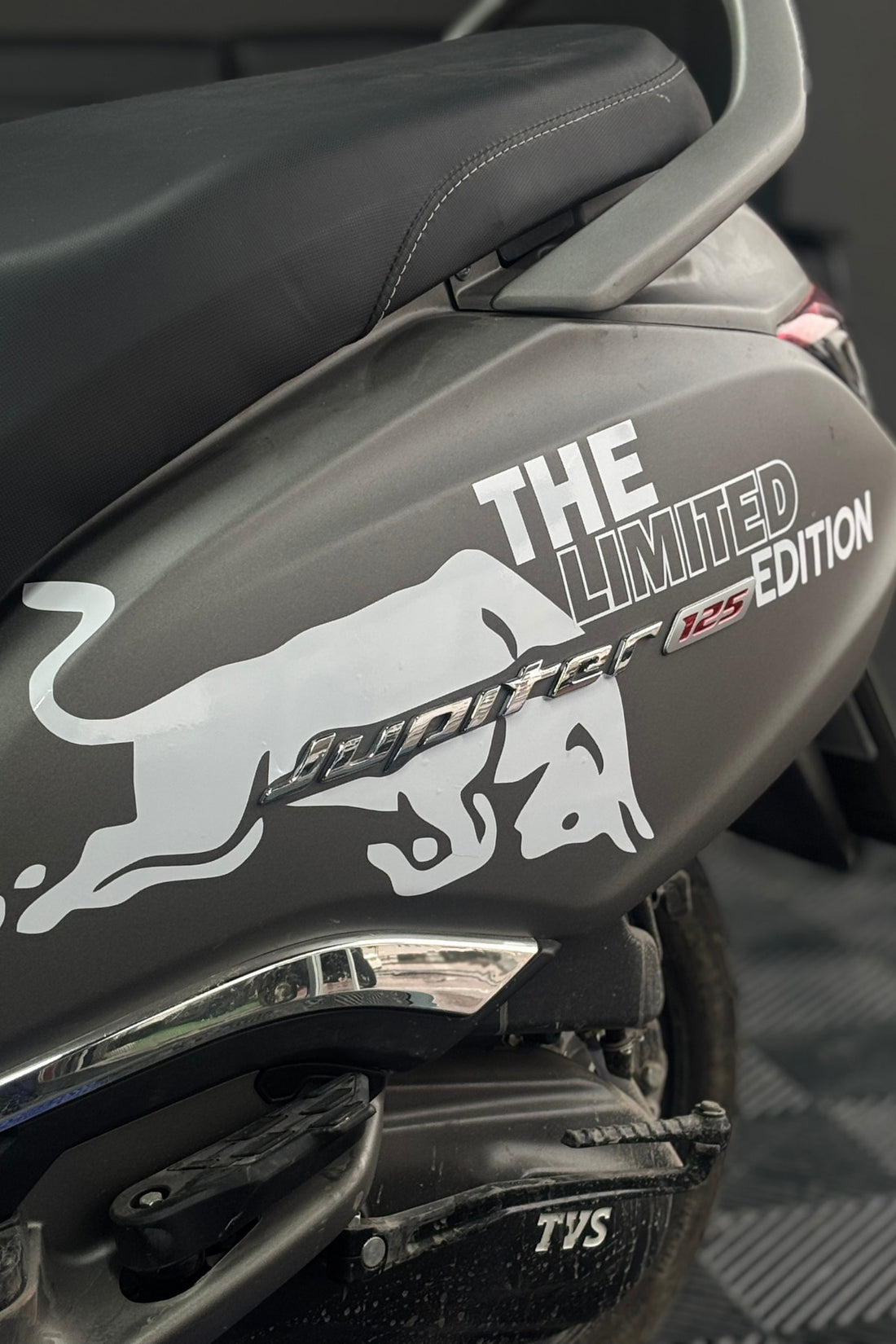 TVS Jupiter 125 Uyumlu The Limited Edition Desenli Sticker Seti (Sol Taraf)(Sadece Jupiter Uyumlu)