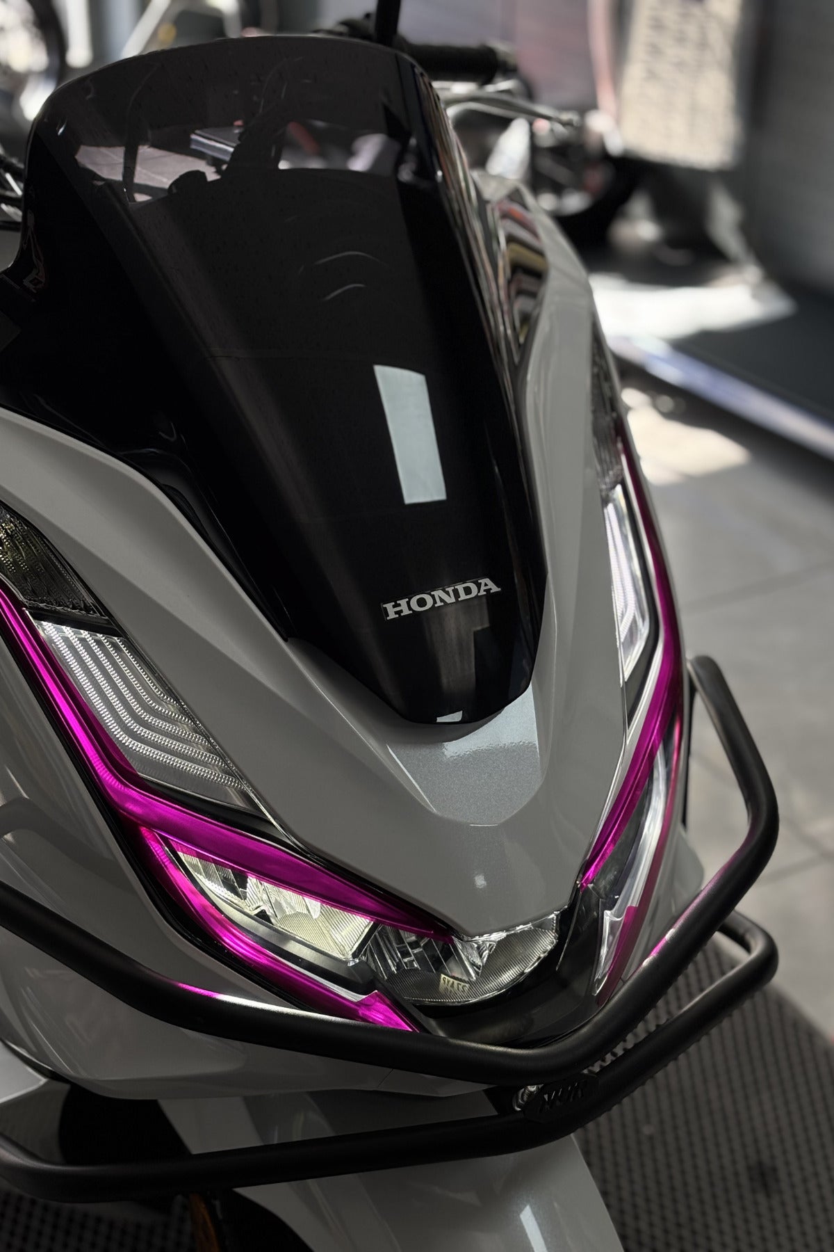 Honda PCX Gündüz Led için Far Tasarım Folyosu Sticker