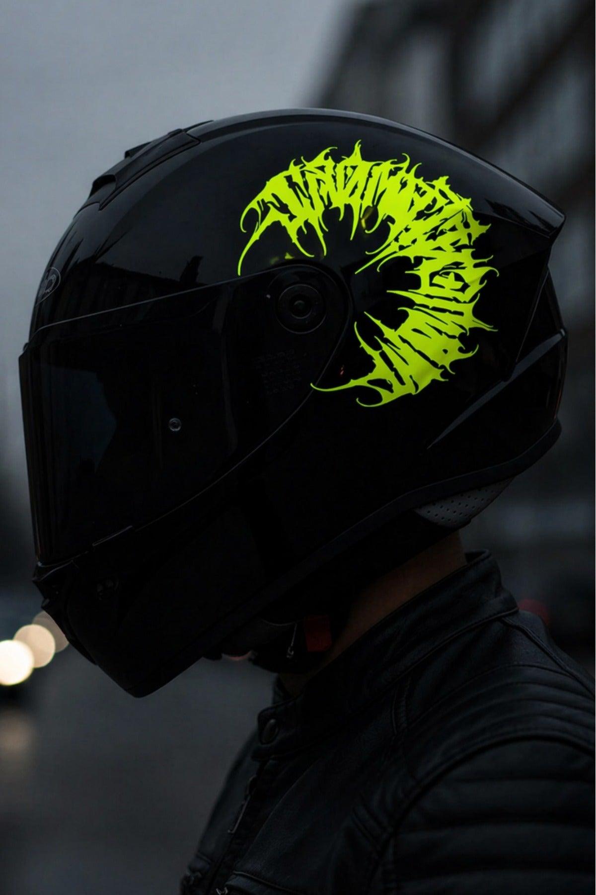 Kask ve Motosiklet için Neon Sarı Renk Yarım Tribal Gotik Daire Sticker Etiket