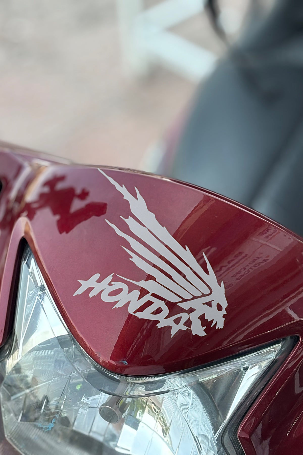 Honda Motosiklet Grubu için Canavarlı Logo Sticker Etiket (12CM) (1 Adet)