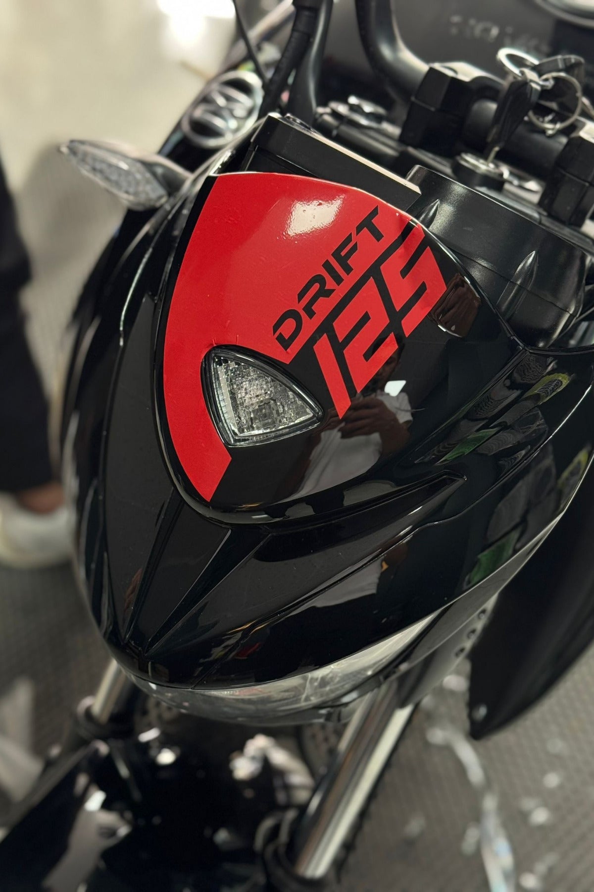 Mondial Drift-L için Drift 125 Kafa Sticker Etiket