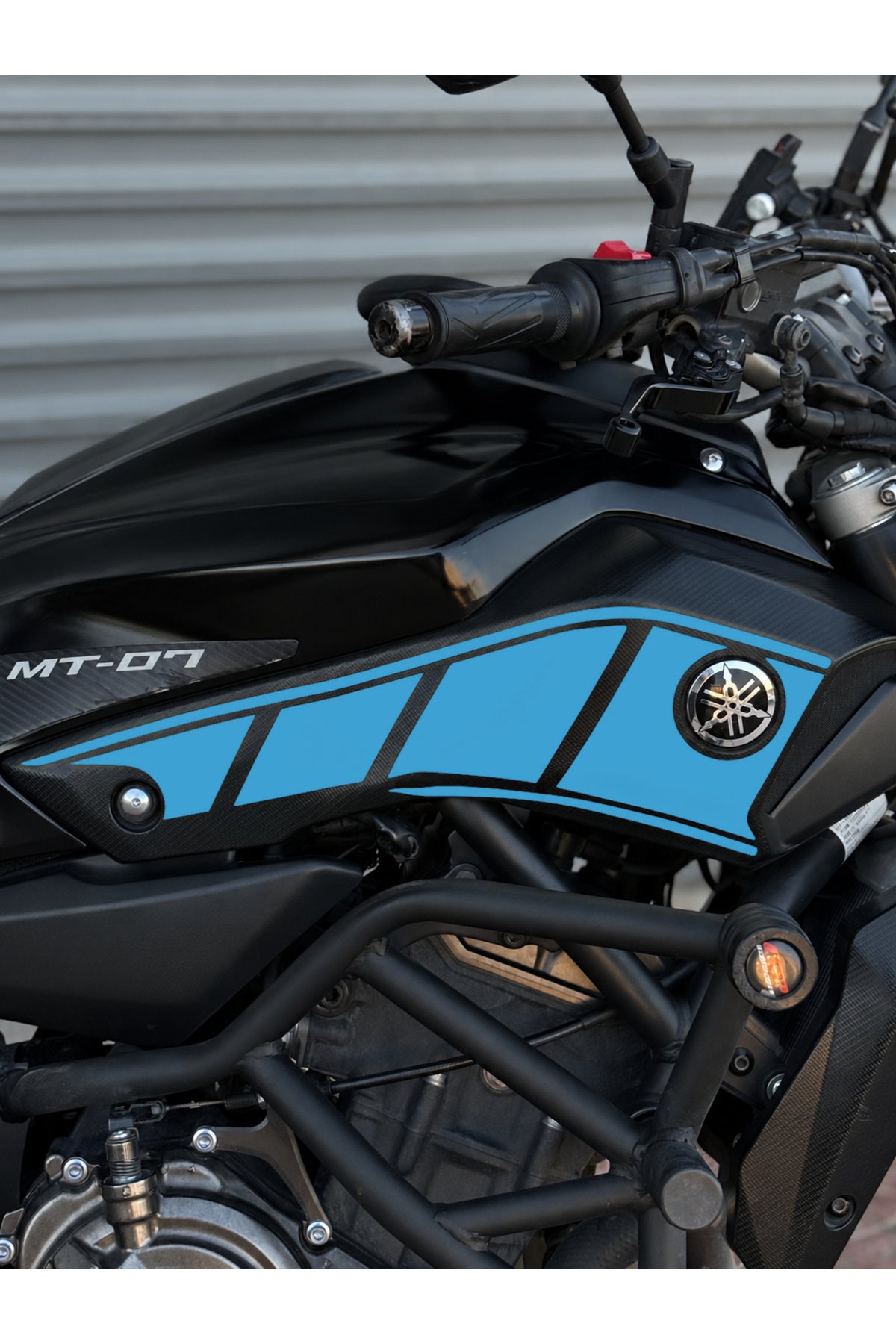 Yamaha MT-07 İÇİN Yan Plastik Panellere Uyumlu Grenaj Sticker (Sağ ve Sol) (2014-2017 Yılları Arası)