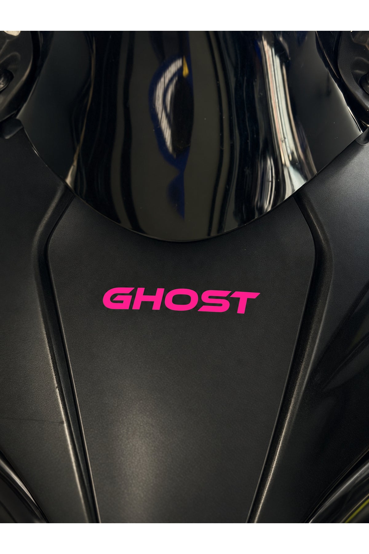 450SR Ön Grenaj için GHOST (Hayalet) Yazı Sticker Etiket (7CM)