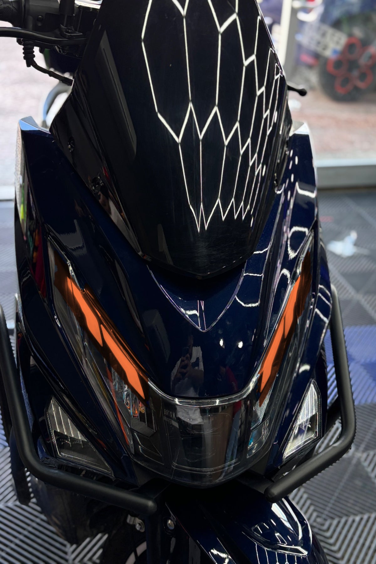 Mondial Fuzion Scooter için Hazır Kesim Far Tasarım Far Renklendirme Film Sticker