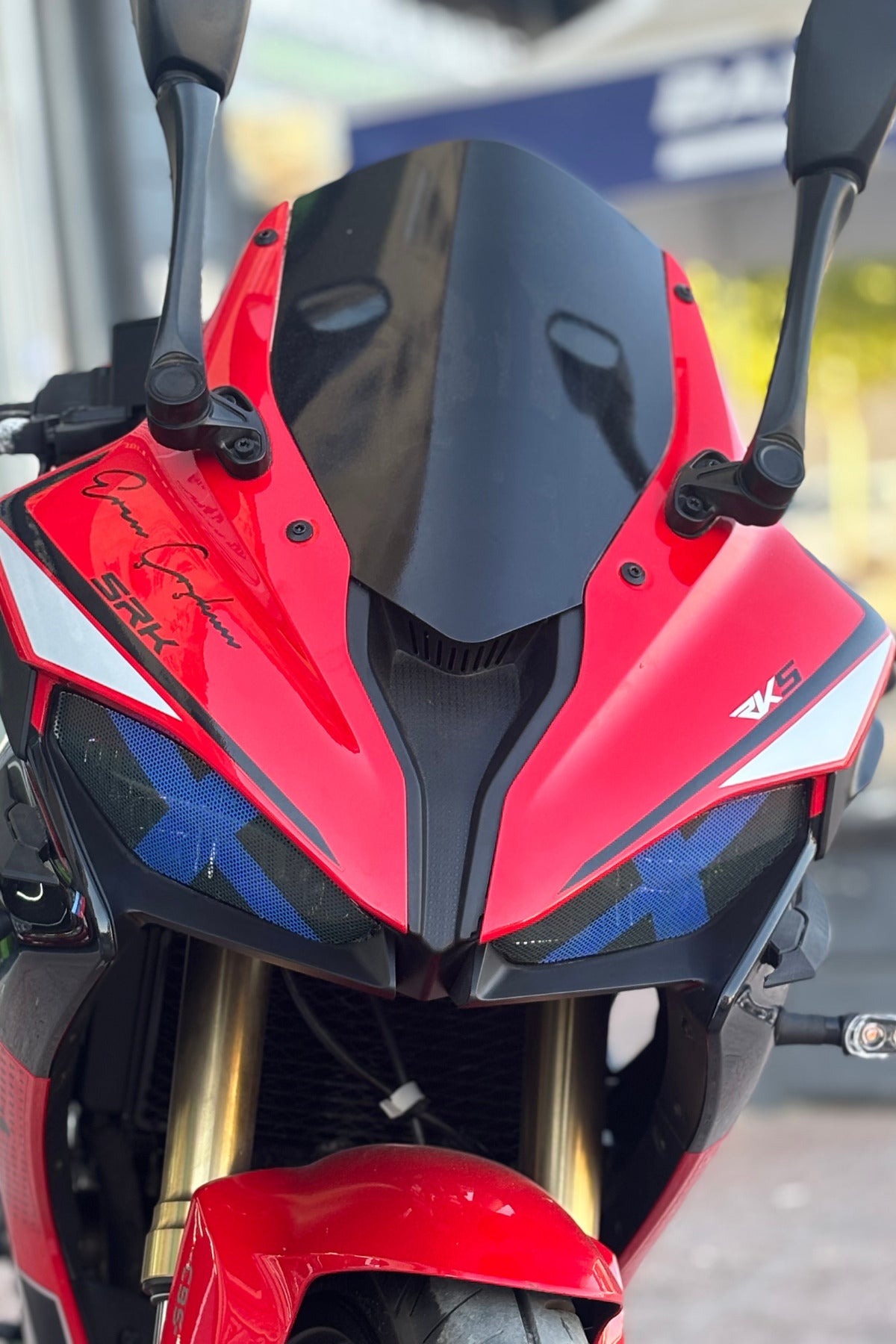 RKS SRK125 için Far Üstü Sticker Delikli Aydınlatma Engellemez (Sağ ve Sol)