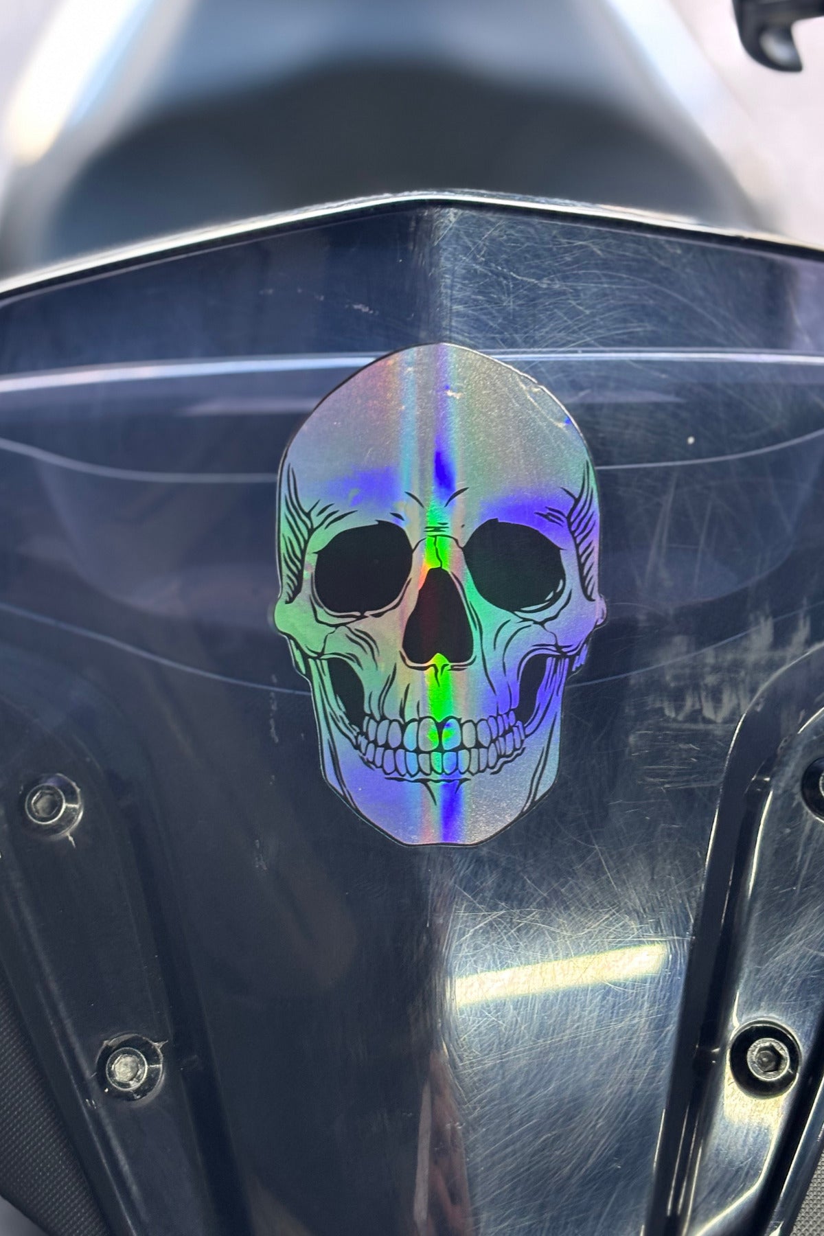 Motor ve Araba için Hologramlı Kurukafa İskelet Sticker Etiket (9CMx6CM)