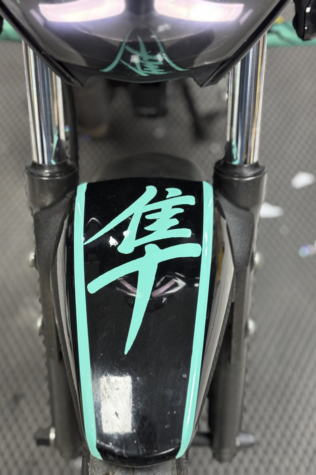 Motor-Araba-Kask için Nane Renk Hayabusa Logo Sticker Etiket (1 Adet)