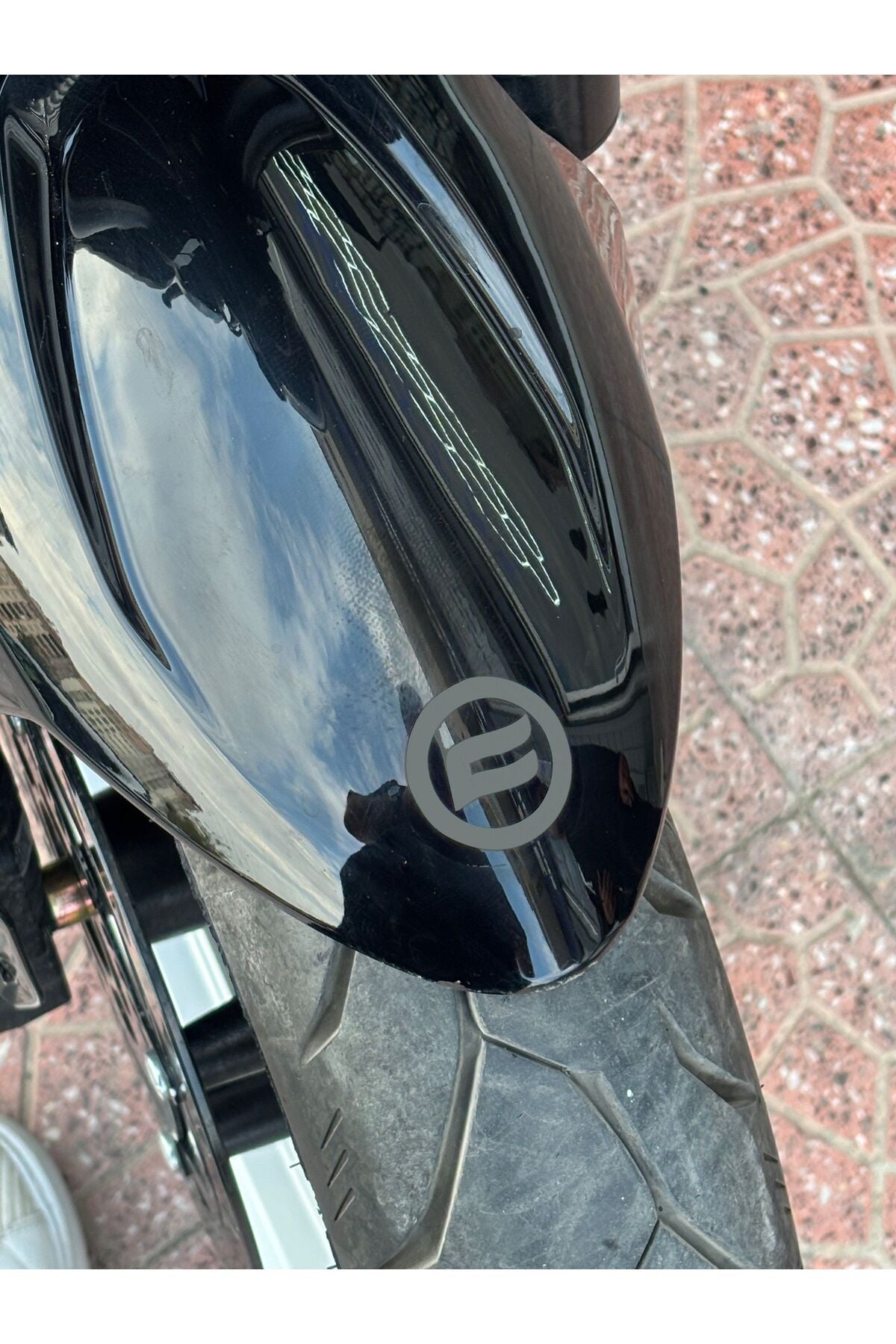 CFMOTO Ön Çamurluk için 3.5CMX3.5CM Logo Sticker Etiket (1 Adet)