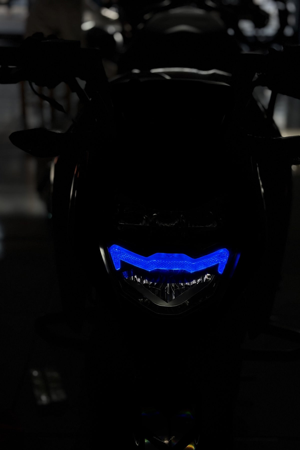TVS Apache RTR 200 için Far Tasarım Folyosu Sticker