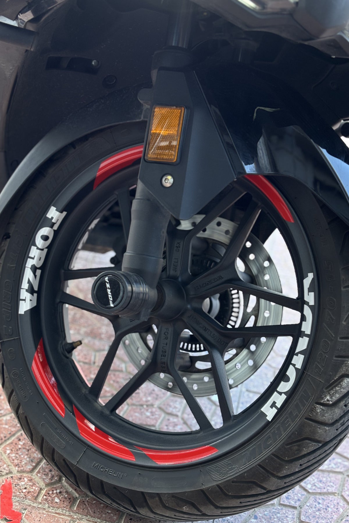 Honda Forza için 13 Inch Tüm Jantlara Uyumlu Jant Şeridi SETİ (16 Parça)