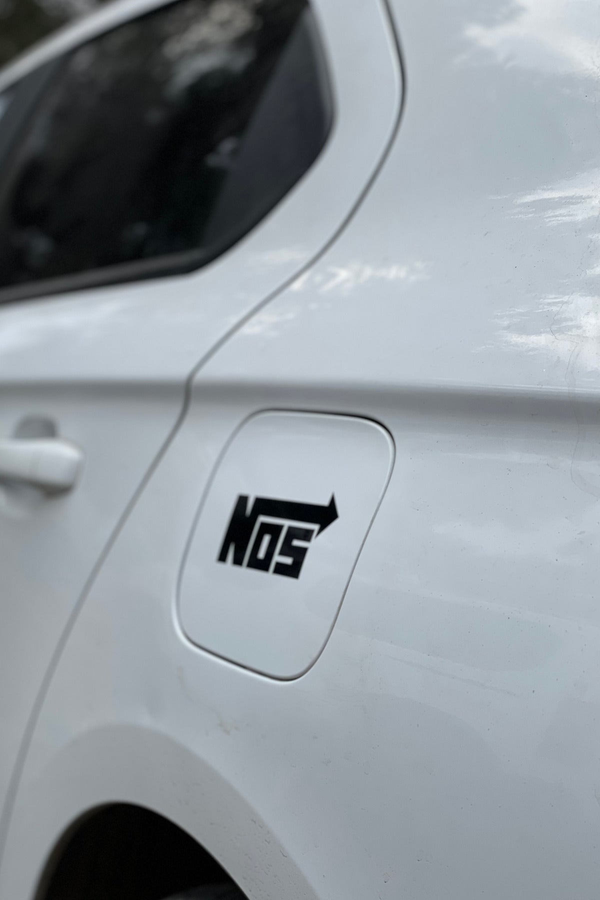 Araba ve Motor için Siyah Renk NOS Sticker Etiket (1 Adet)