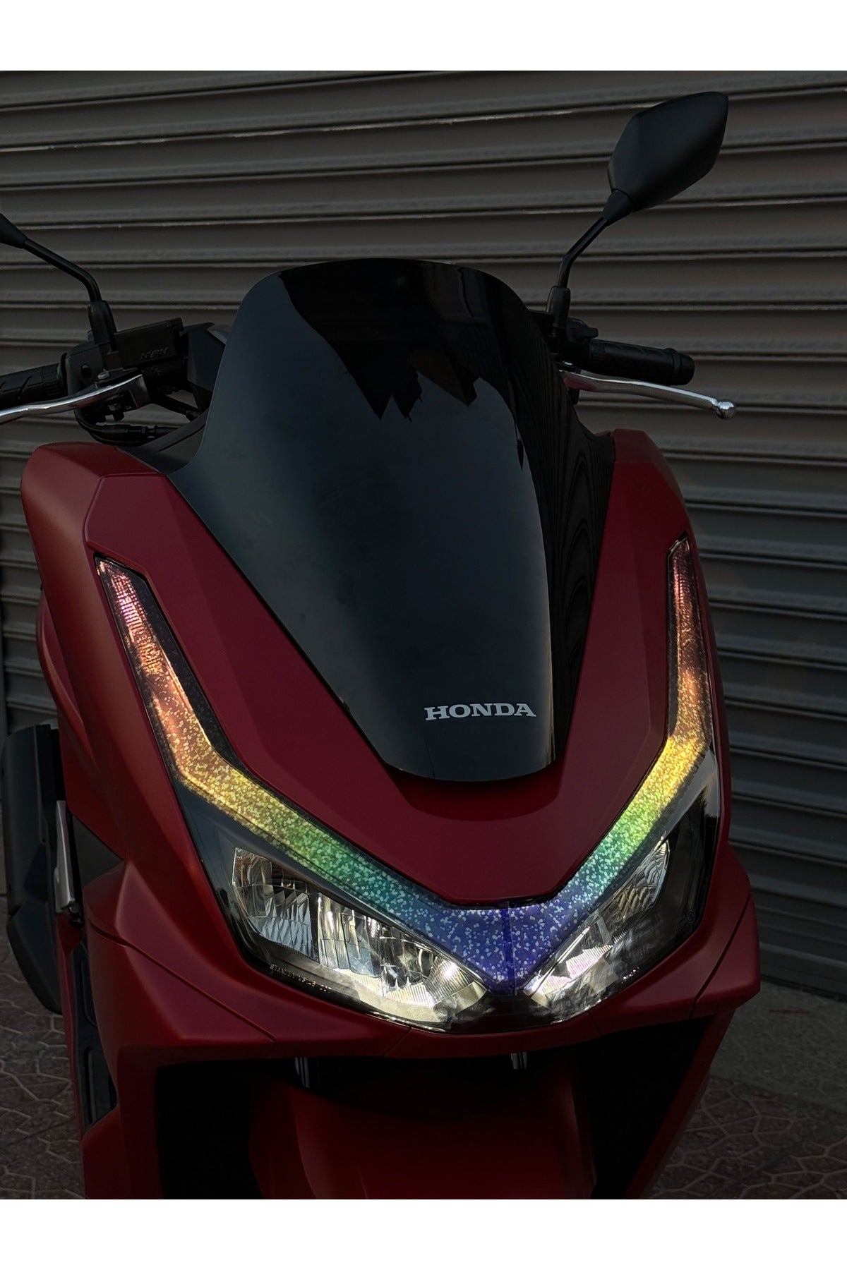 Honda PCX Deluxe için Gökkuşağı Far Filmi Far Tasarım Sticker (Sağ ve Sol ) (2025-2026 Uyumlu)