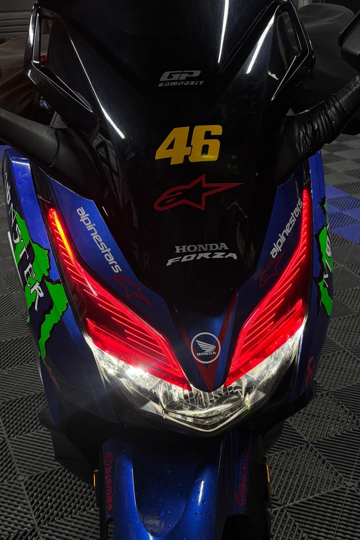 Honda Forza 2018-2022 Yılları için Far Tasarım Far Sticker Etiket