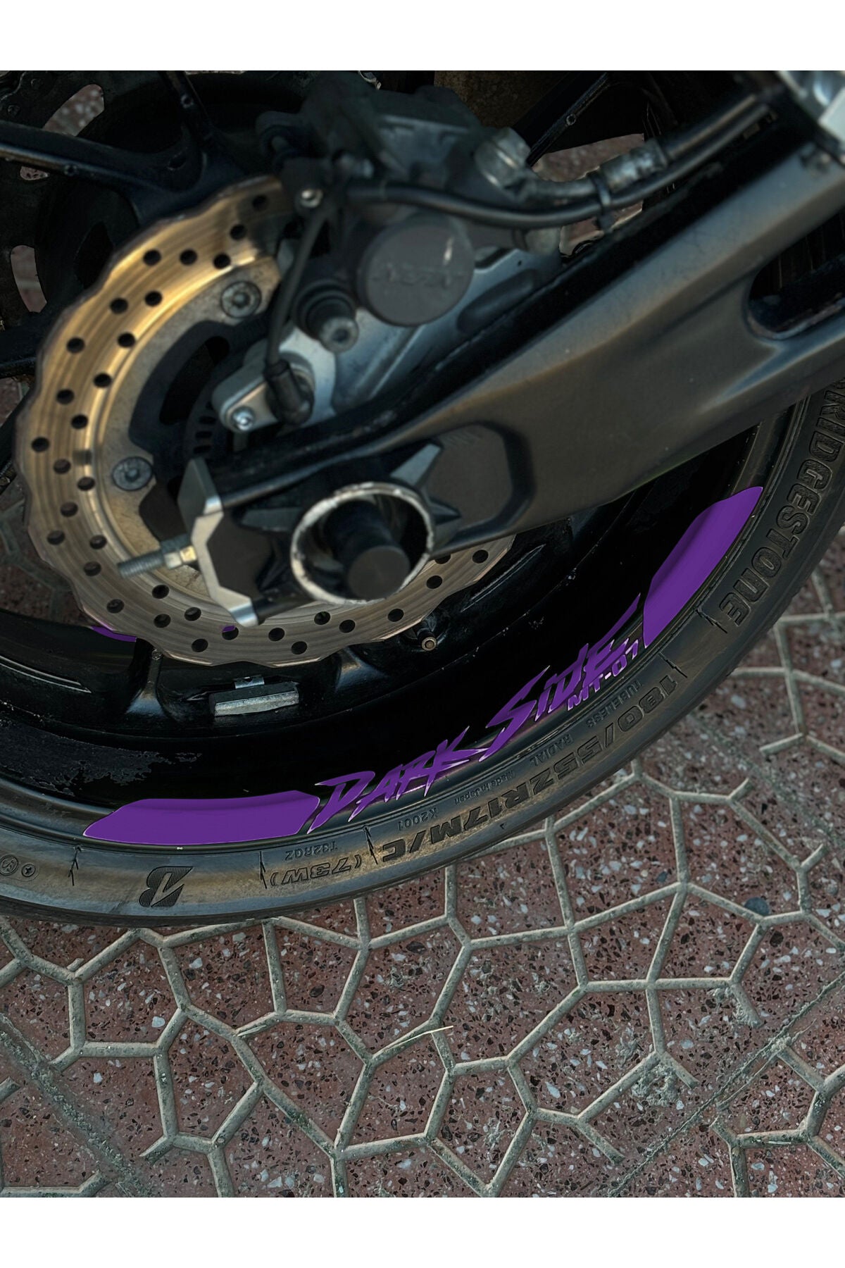 Yamaha MT-07 için Dark Side MT-07 Jant Şeridi Sticker Seti (8 Parça) (Ön-Arka Yeterli)