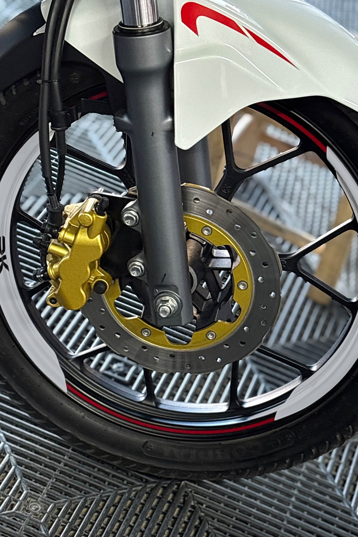 RKS RK125 için 8 Parça RK Yazılı Çeyrek Karşılıklı Jant Şeridi (Ön ve Arka Yeterli)
