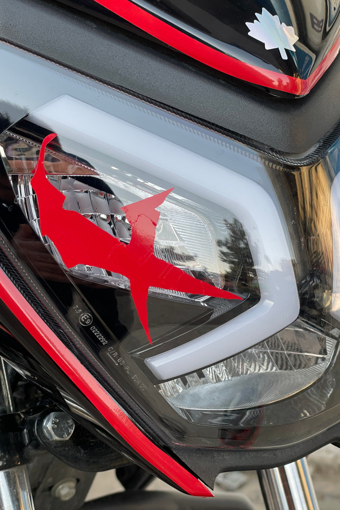 Motor Far Camı için Kırmızı Venom Göz Sticker Etiket (1 Adet)