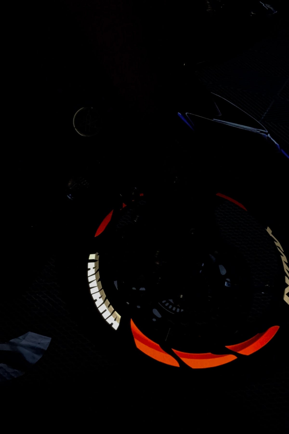 Yamaha Nmax için 13 Inch Tüm Jantlara Uyumlu Ultra Reflektörlü Jant Şeridi SETİ (16 Parça)