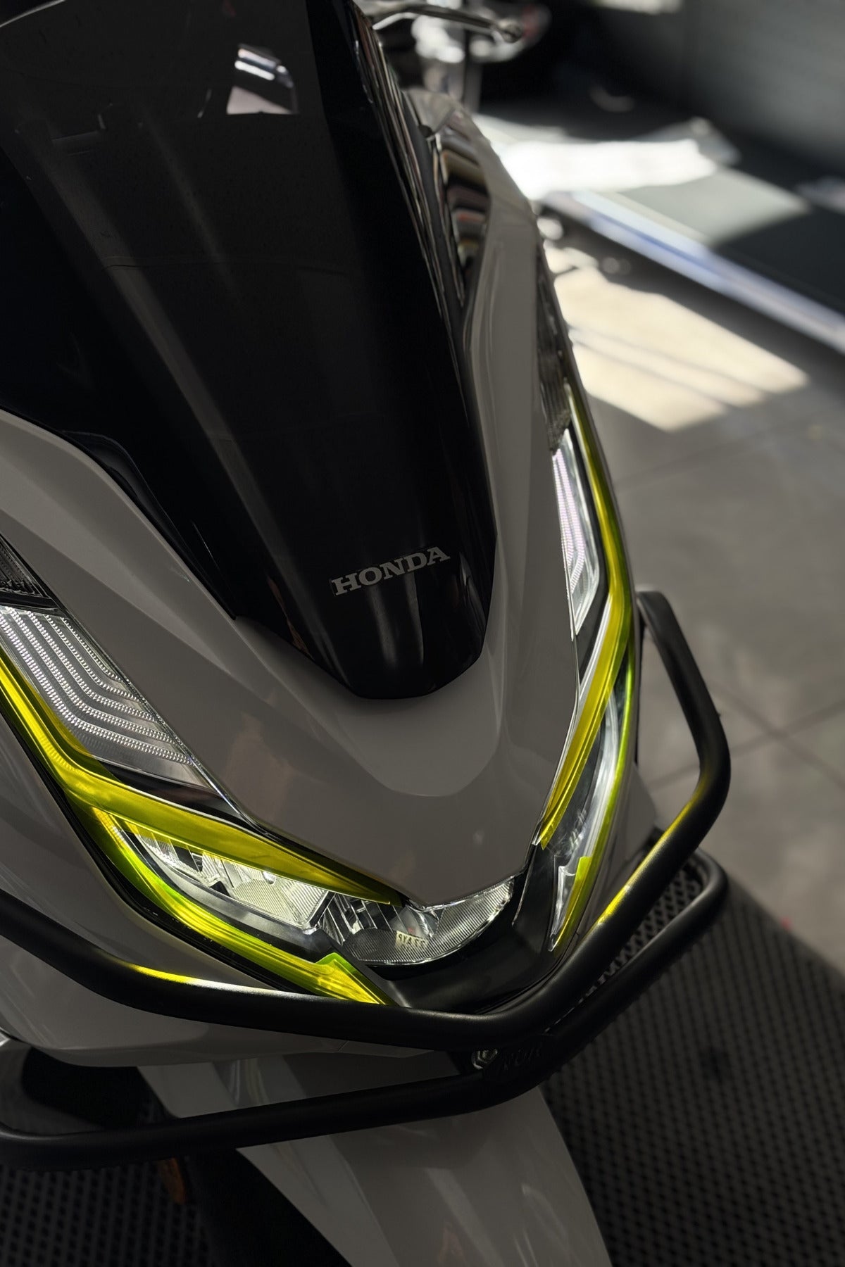 Honda PCX Gündüz Led için Far Tasarım Folyosu Sticker