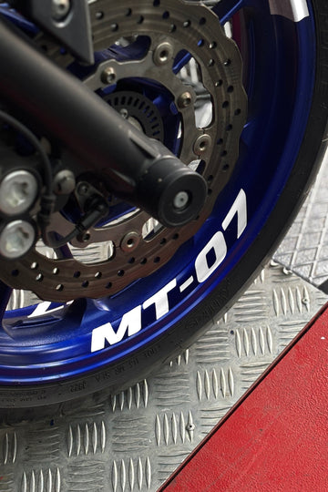 Yamaha MT-07 için Jant içi MT-07 Yazı Sticker Etiket ( 4 Adet) (Tüm Yıllara Uyumlu)