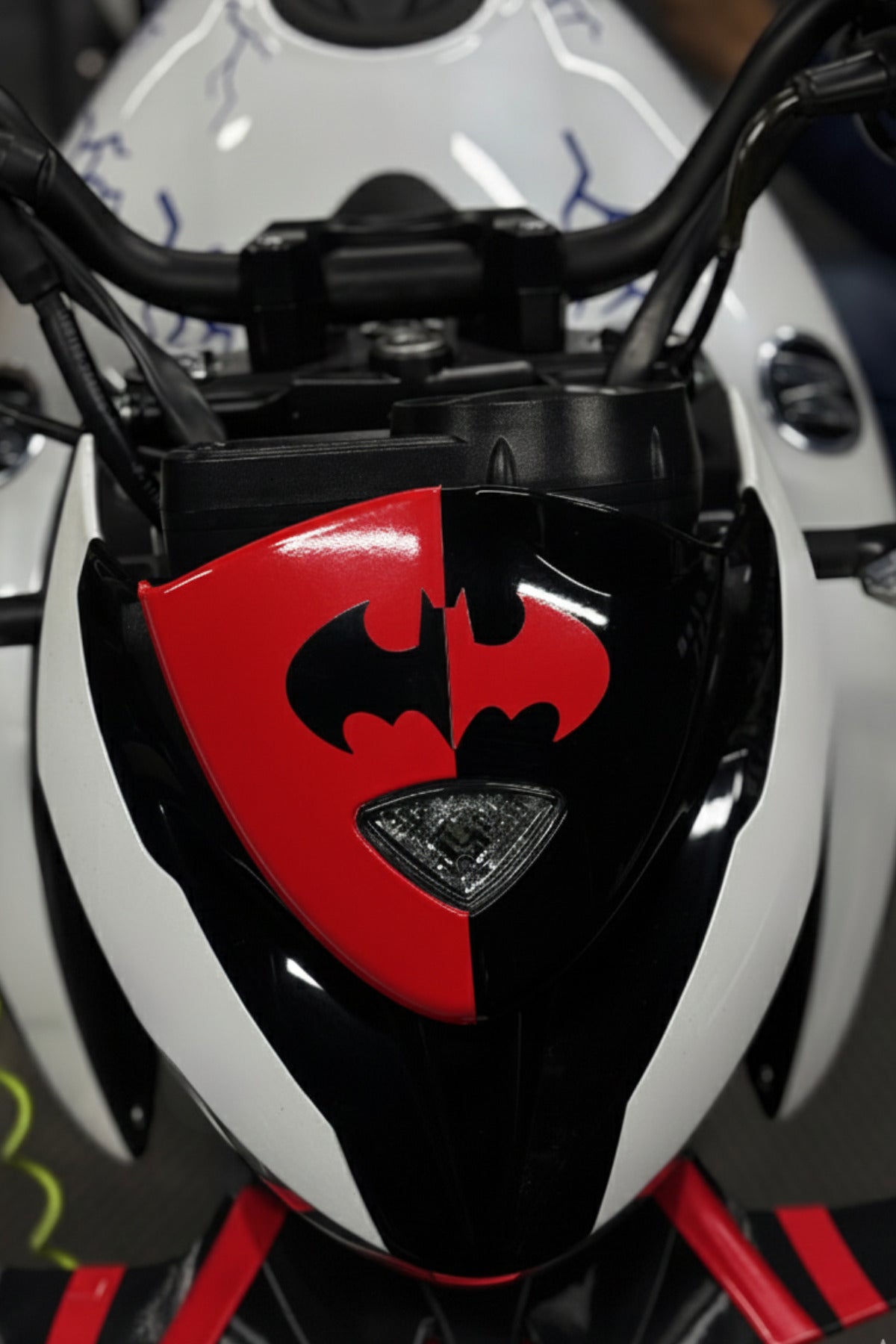 Mondial Drift-L için Batman Kafa Detay Sticker