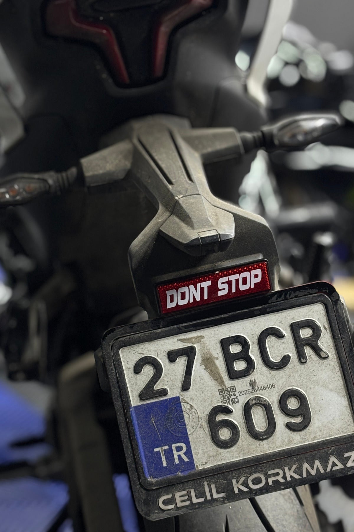 Motosiklet Kedigözü Reflektör Beyaz için DONT STOP Sticker Etiket