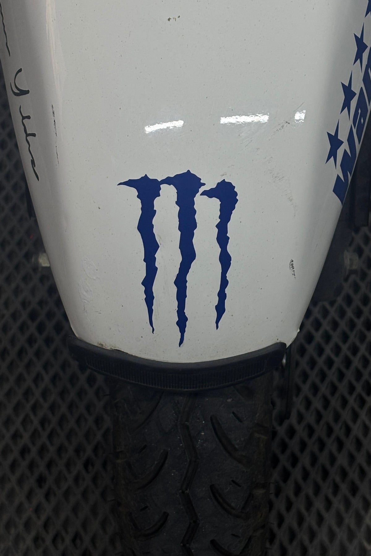 Motor ve Kask için Lacivert Mavi Monster Sticker Etiket (1 Adet)
