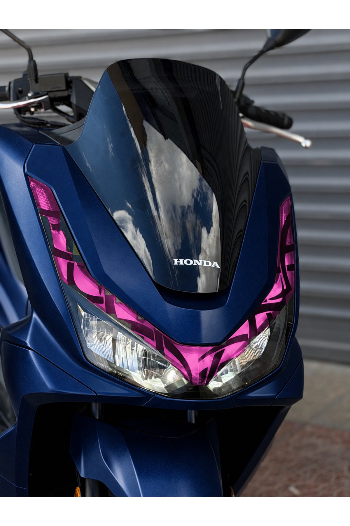 Honda PCX Deluxe için Tribal Dövme Desenli Far Filmi Far Tasarım Sticker (2025-2026 Uyumlu)