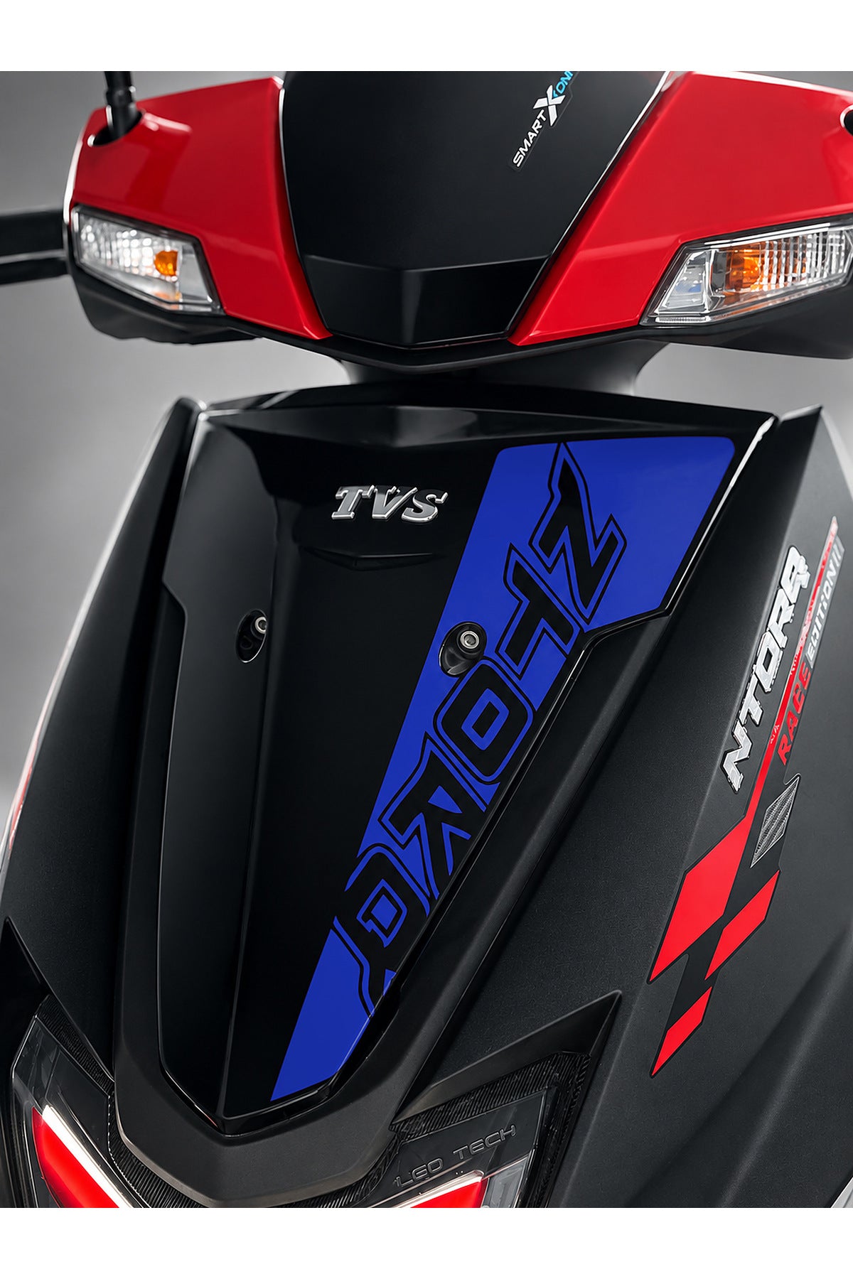TVS Ntorq 125 için Ön Panel için NTORQ Yazılı Parça Detay Dekor Sticker