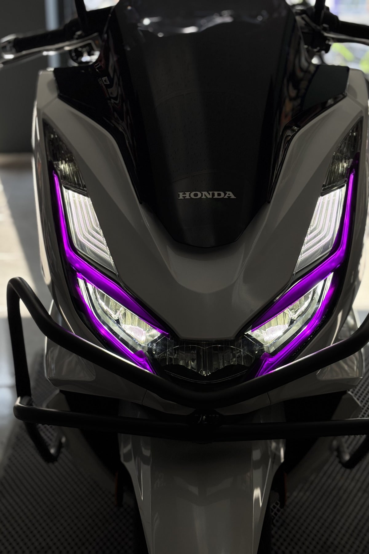 Honda PCX Gündüz Led için Far Tasarım Folyosu Sticker