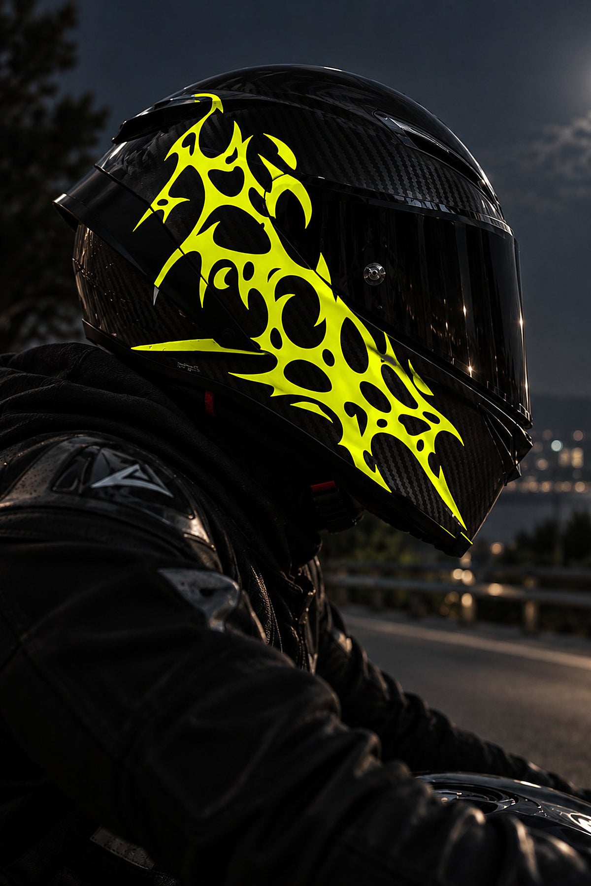 Kask ve Motosiklet için Gotik Ultra Tribal V1 Sticker Etiket (1 Adet)