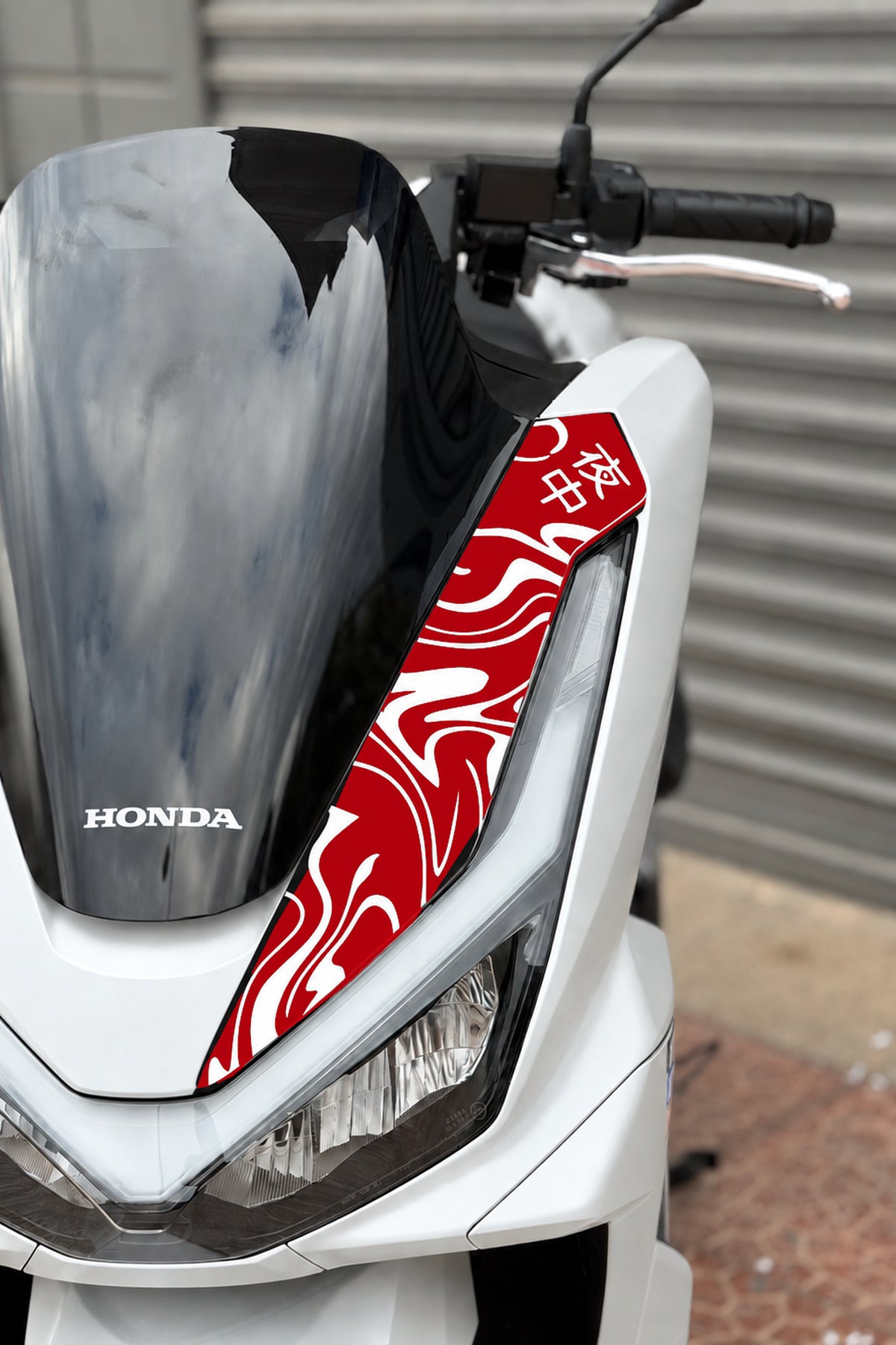 Honda PCX Deluxe Yeni Kasa 2025-2026 Uyumlu Kanji Duman Desenli Ön Panel Sticker