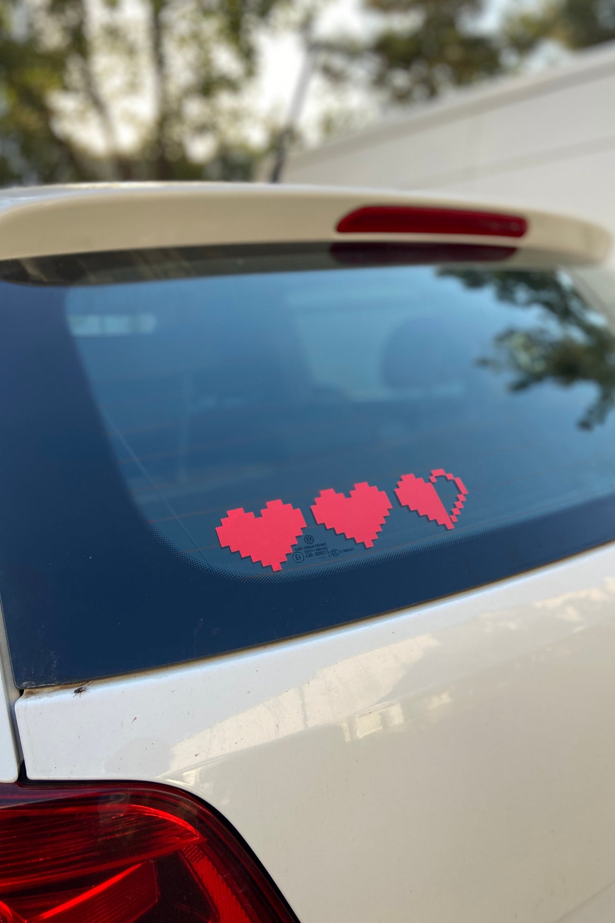 Araba ve Motor için 3'lü Kırmızı Piksel Kalp Sticker Etiket 20CMx5CM (1 Adet)